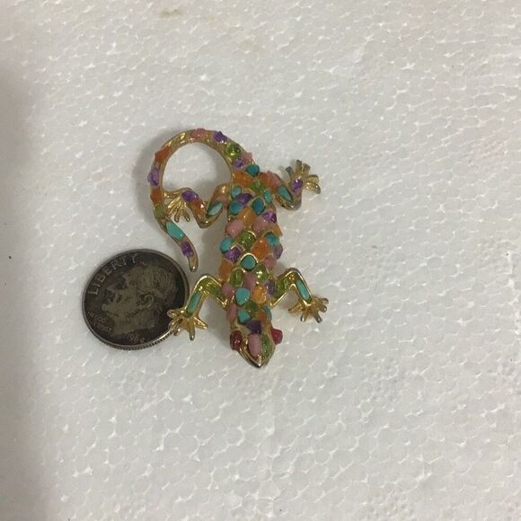 Beautiful and colorful mosaic chameleon brooch - Picture 2 of 3